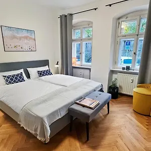Beckhomes: Luxurioeses Juwel Mitten In Der Altstadt Apartment